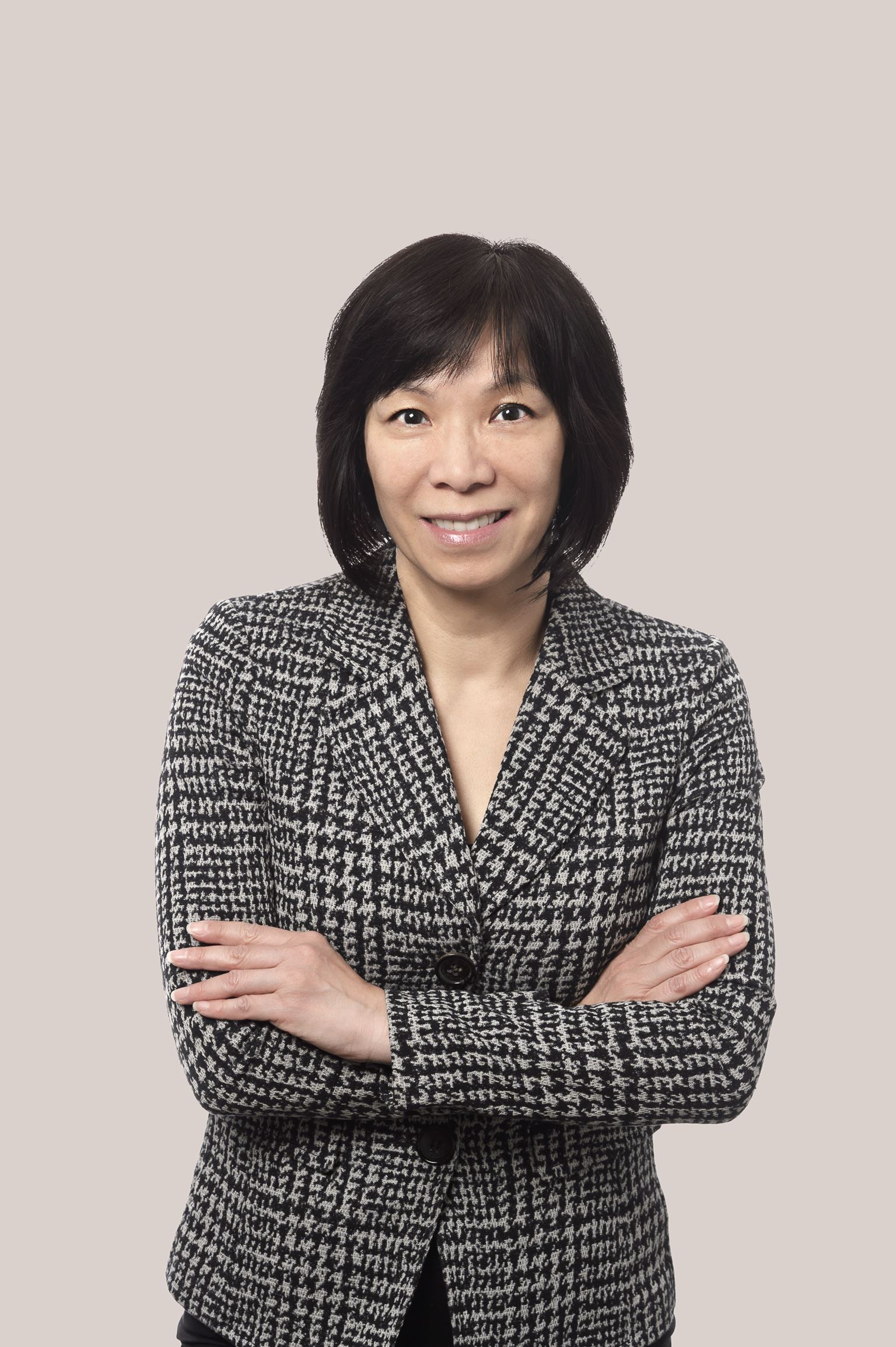 Wills, Trusts and Estate Lawyer in Vancouver, BC, Helen Low , Fasken