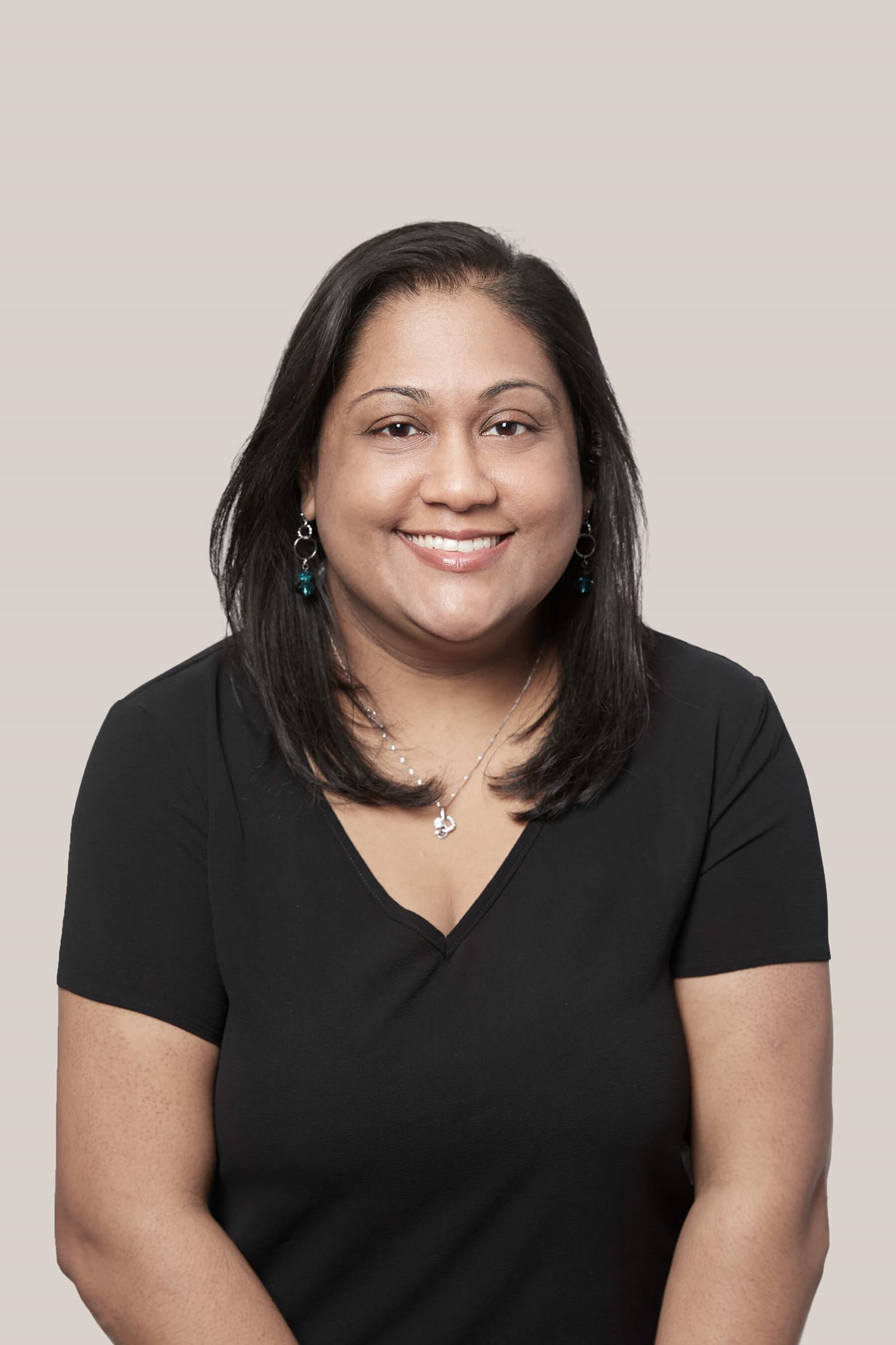 Tina Mahadeo Toronto Paralegal/Law Clerk