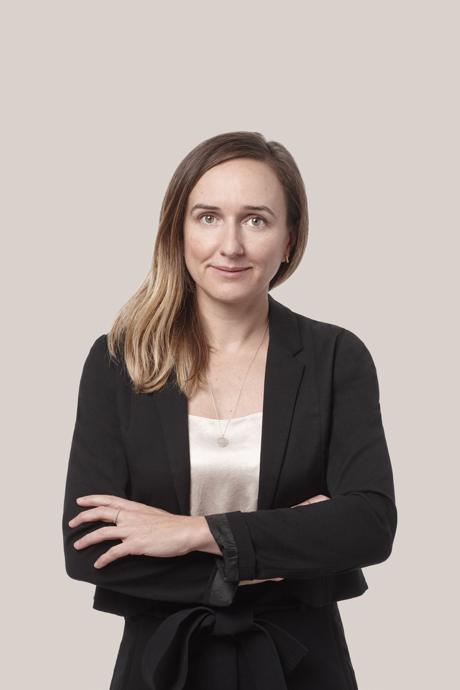 Monica Dingle, Associée | Droit des sociétés et droit commercial