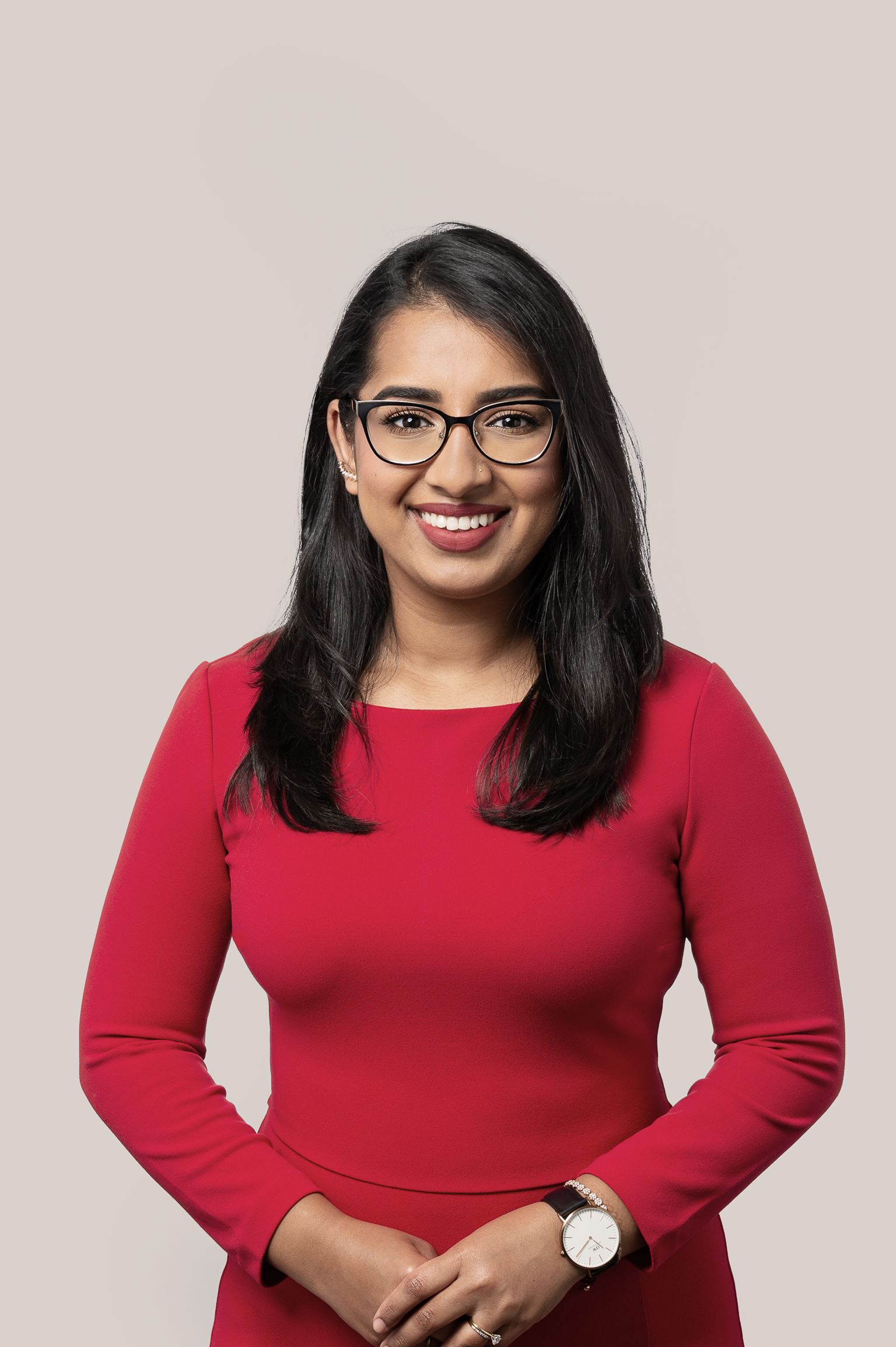 Shareen Sharma, Parajuriste | Droit des sociétés et droit commercial