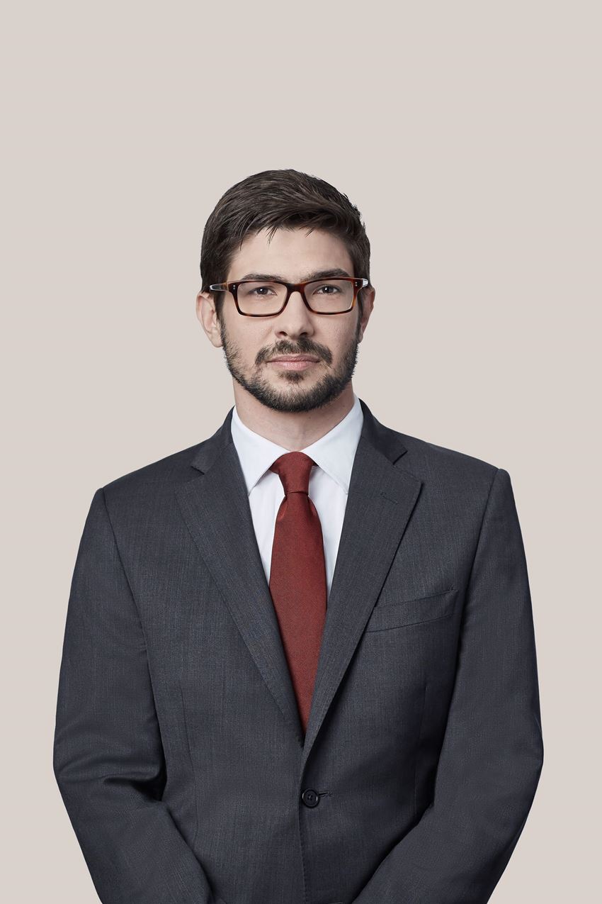 Constantinos Ragas Montréal Lawyer/Avocat