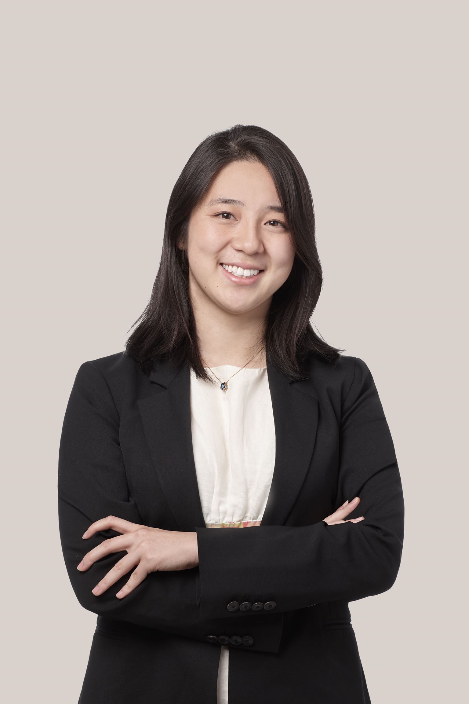 Jin Ge Li, Associate | Corporate/Commercial