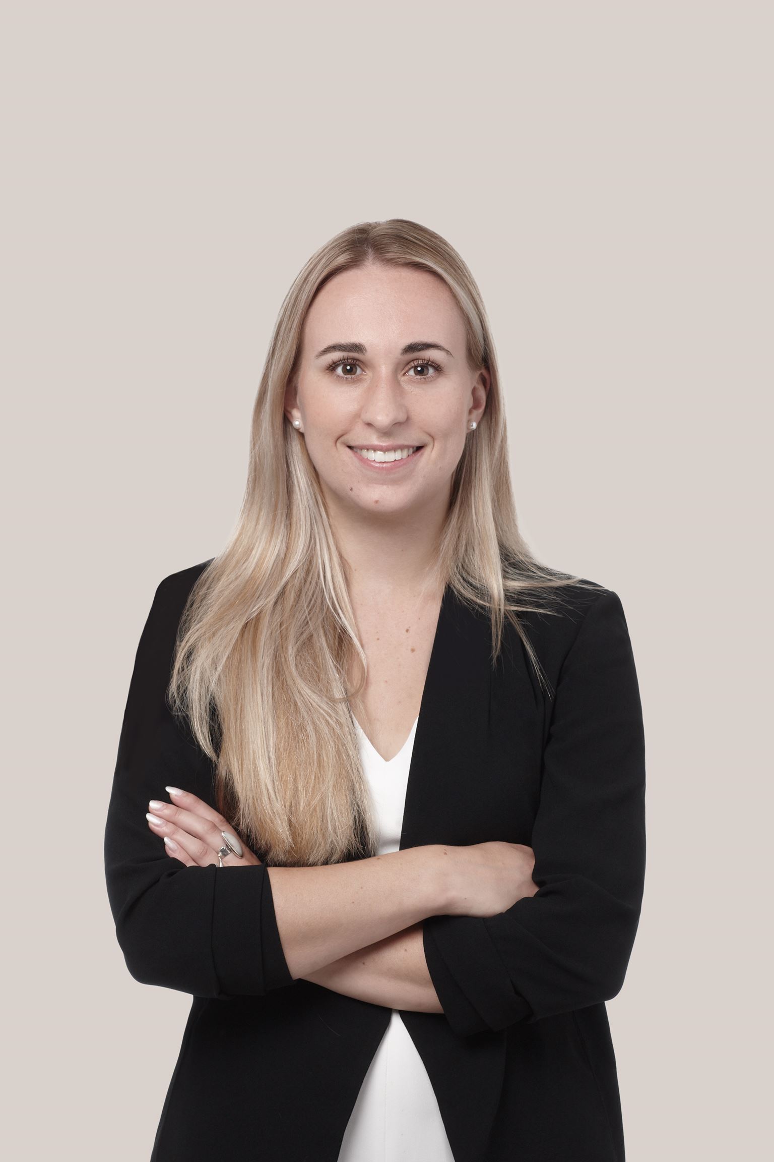 Camille Peltier, Associate | Commercial Litigation